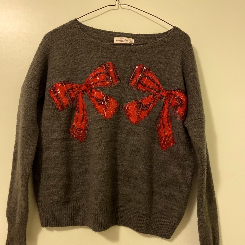 Abercrombie and Fitch ladies sweater
